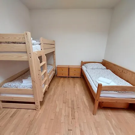 Pod Strechou アパート